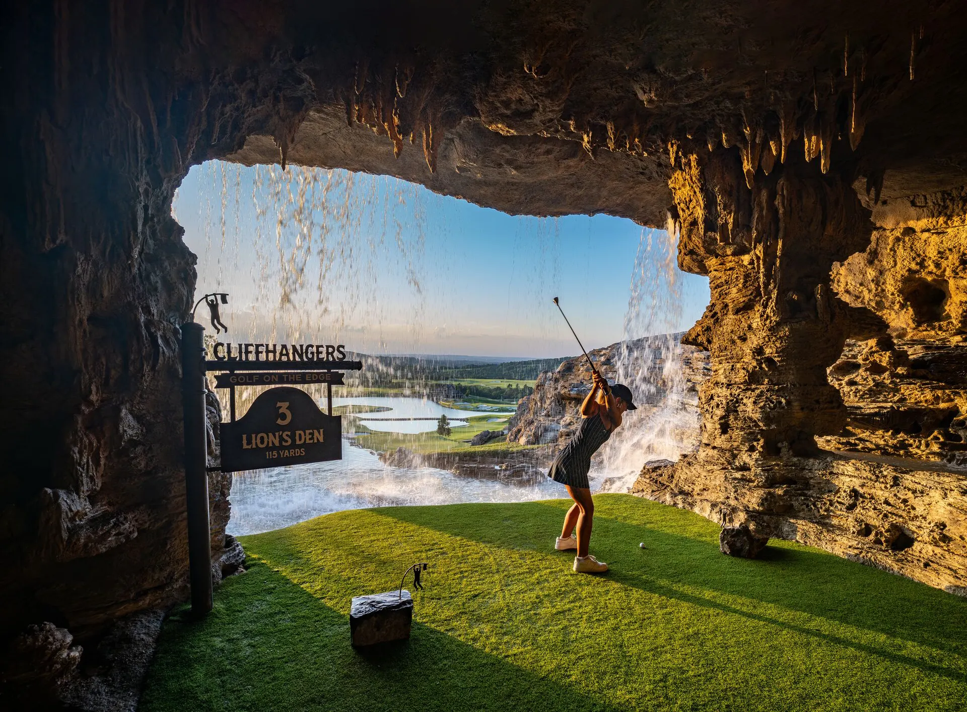 Cliffhangers Golf Course